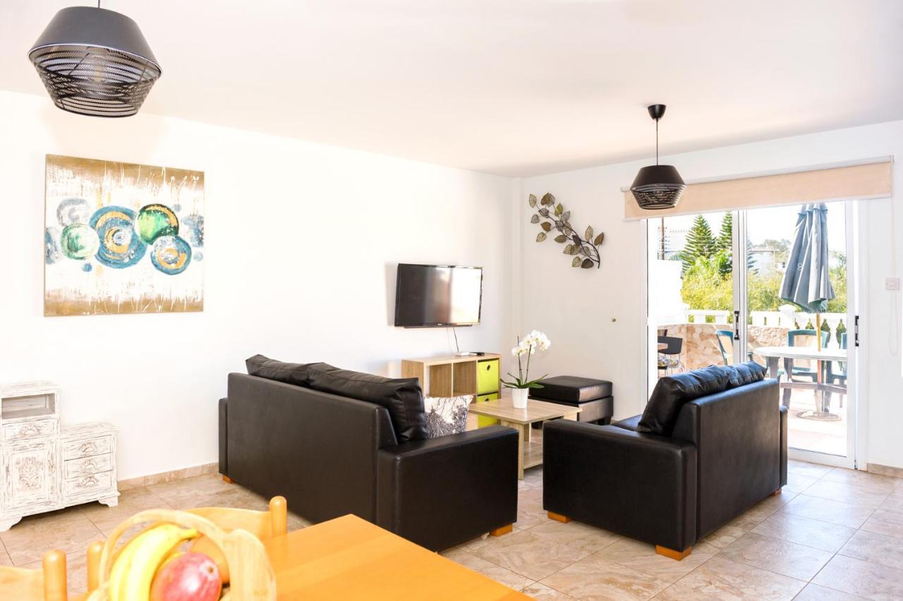 Sofia Apartment 700M Away From The Beach باراليمني المظهر الخارجي الصورة