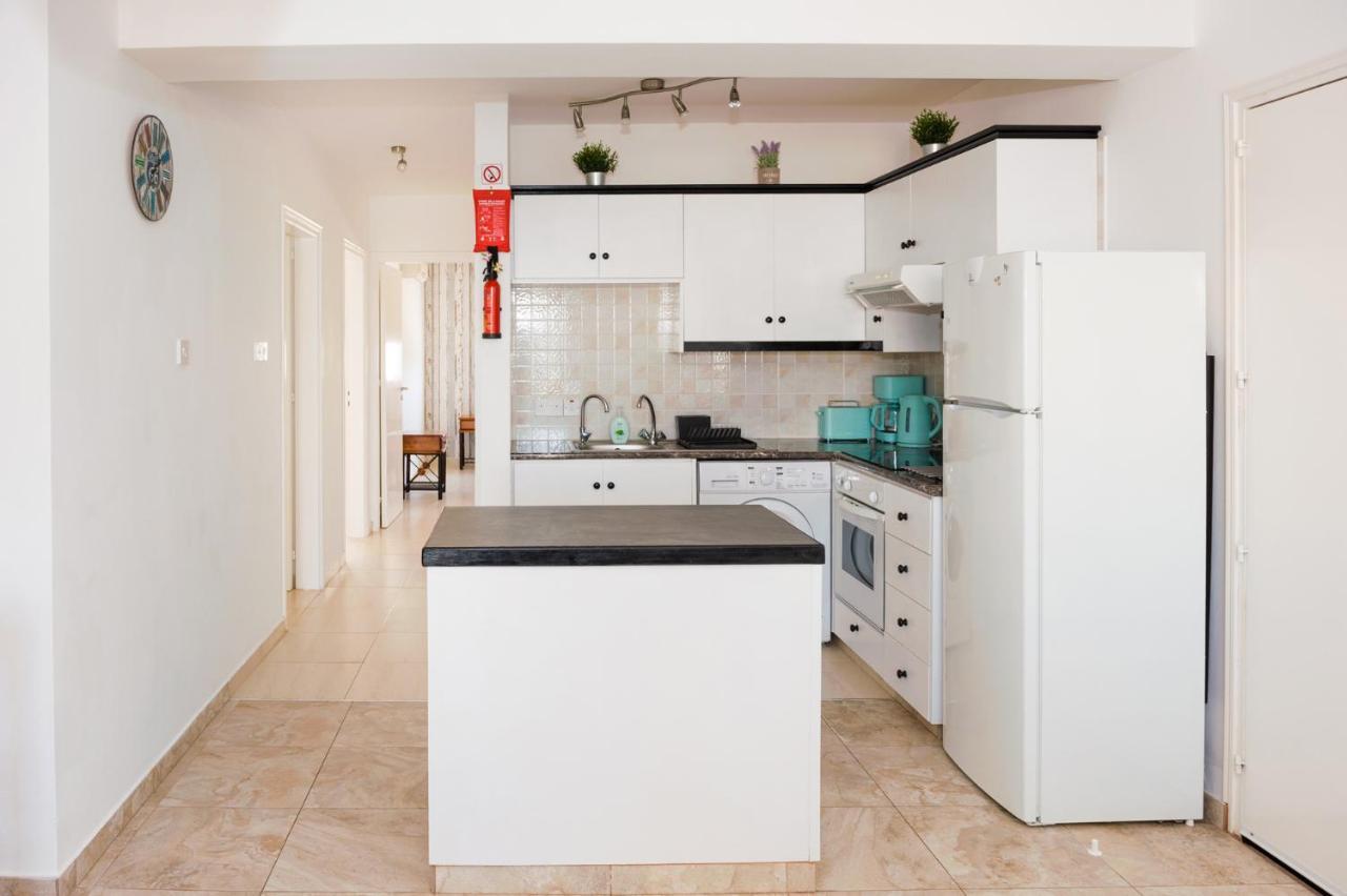 Sofia Apartment 700M Away From The Beach باراليمني المظهر الخارجي الصورة