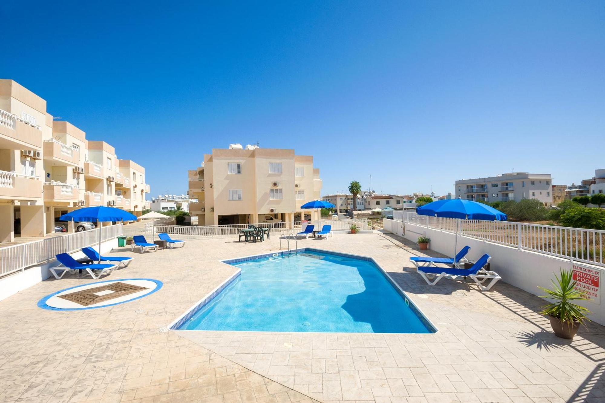 Sofia Apartment 700M Away From The Beach باراليمني المظهر الخارجي الصورة